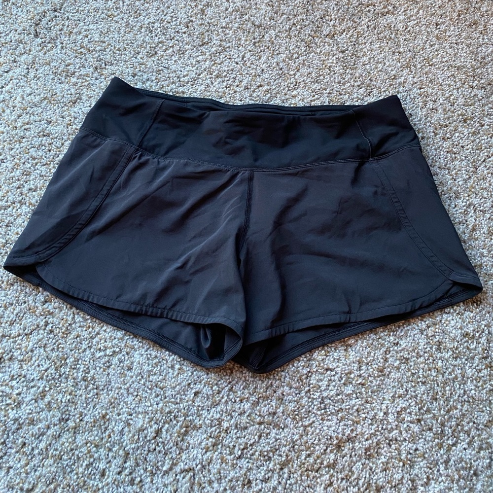 Women’s Black Lulu Lemon 🍋 Shorts